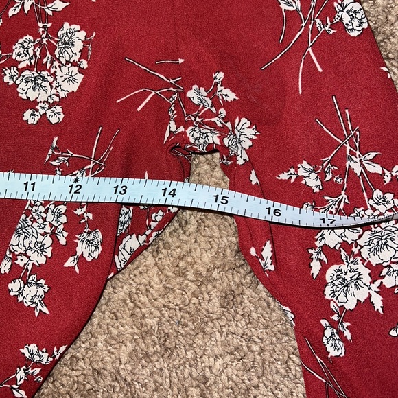 Forever 21 Red Floral Dress - Picture 5 of 6